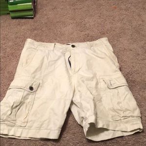 American eagle cargo shorts